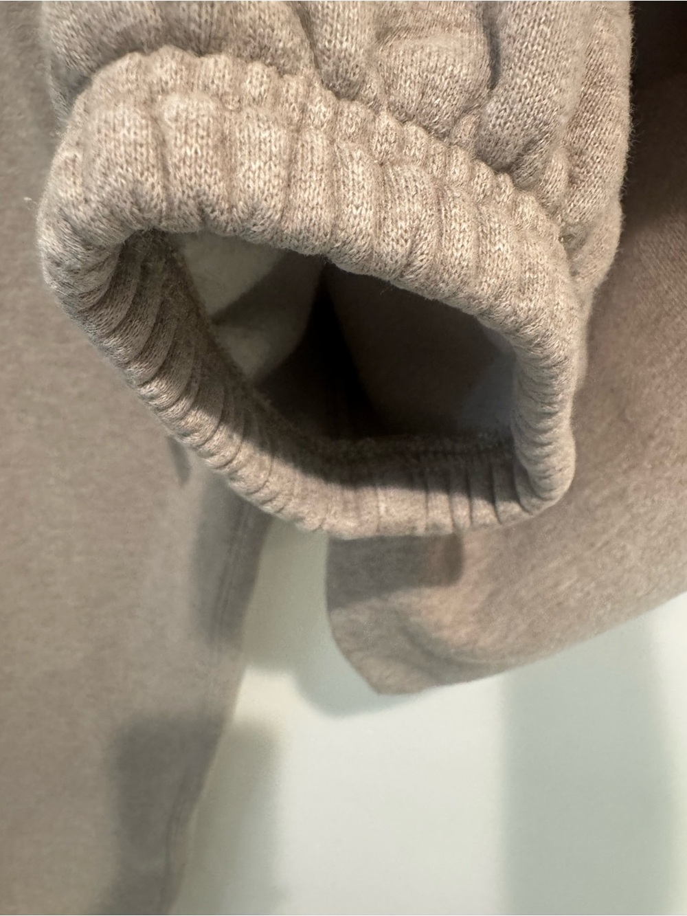 Fear of God Essentials Jogger Sweatpants size medium - Picture 5 of 10